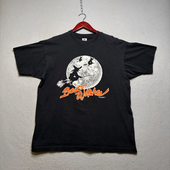 Fruit of the Loom Other - Fruit of the Loom T-Shirt Men XL Best Witches Vintage 90s Halloween Graphic